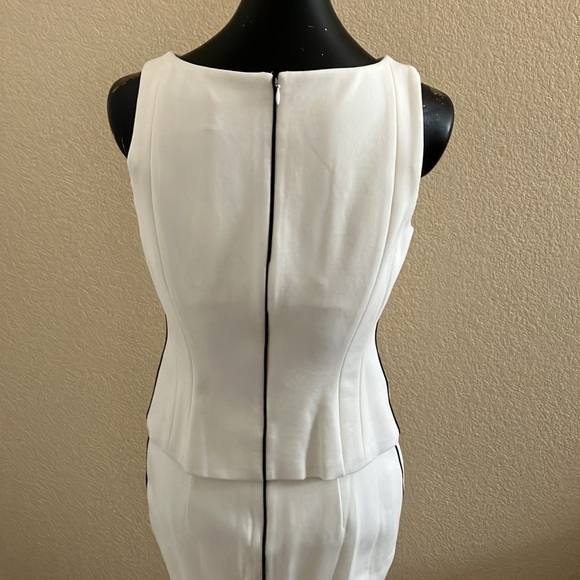 WHBM NWT 2-piece skirt set - Picture 2 of 7